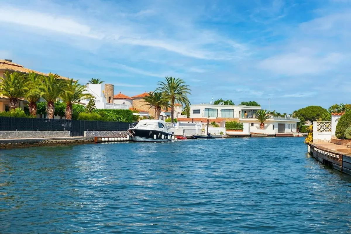 Appartement Vue Sur La Capitainerie Empuriabrava